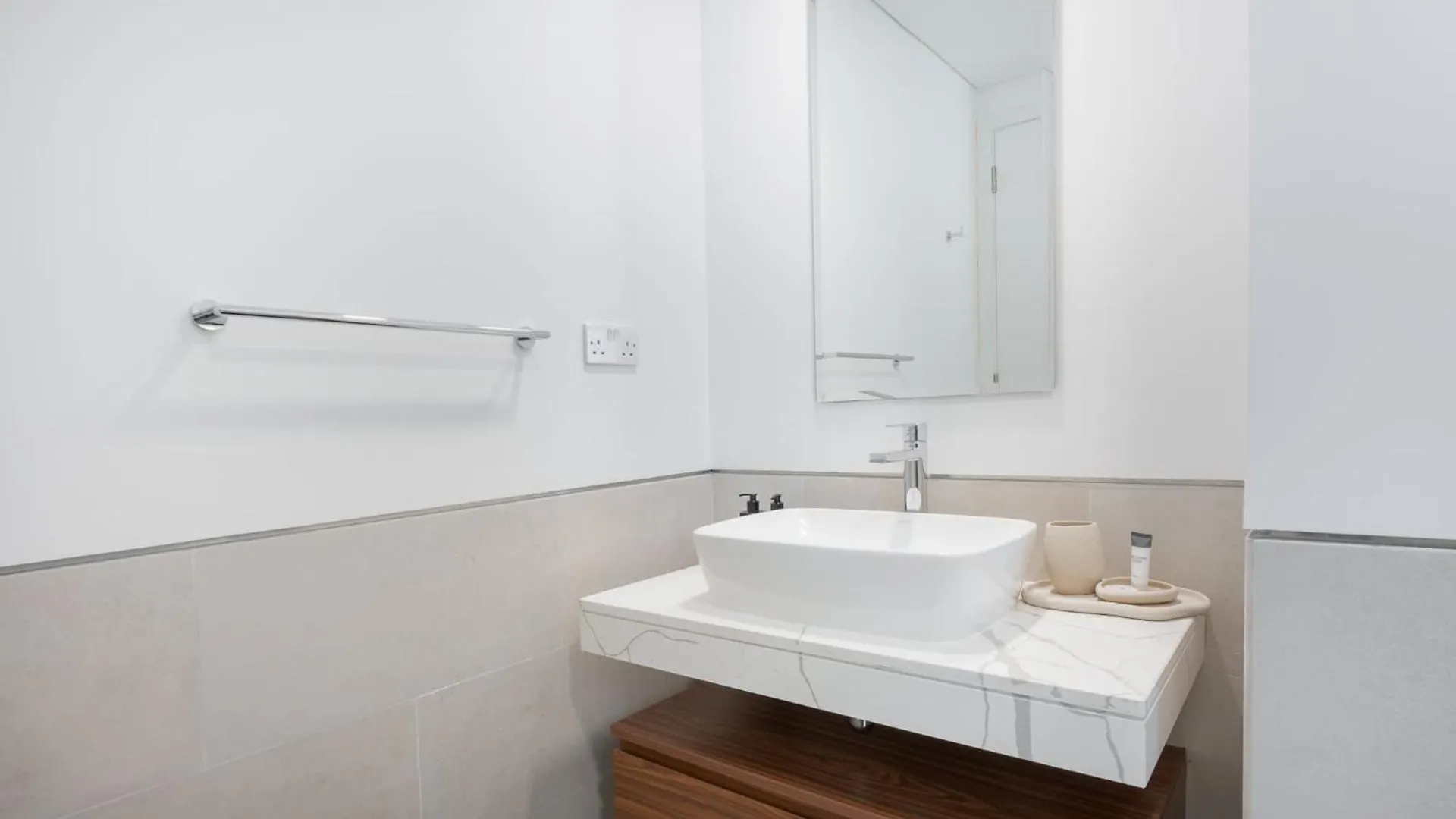 Bright & Airy 1Br In Asayel 2 - Fits 4 Comfortably Dubai United Arab Emirates