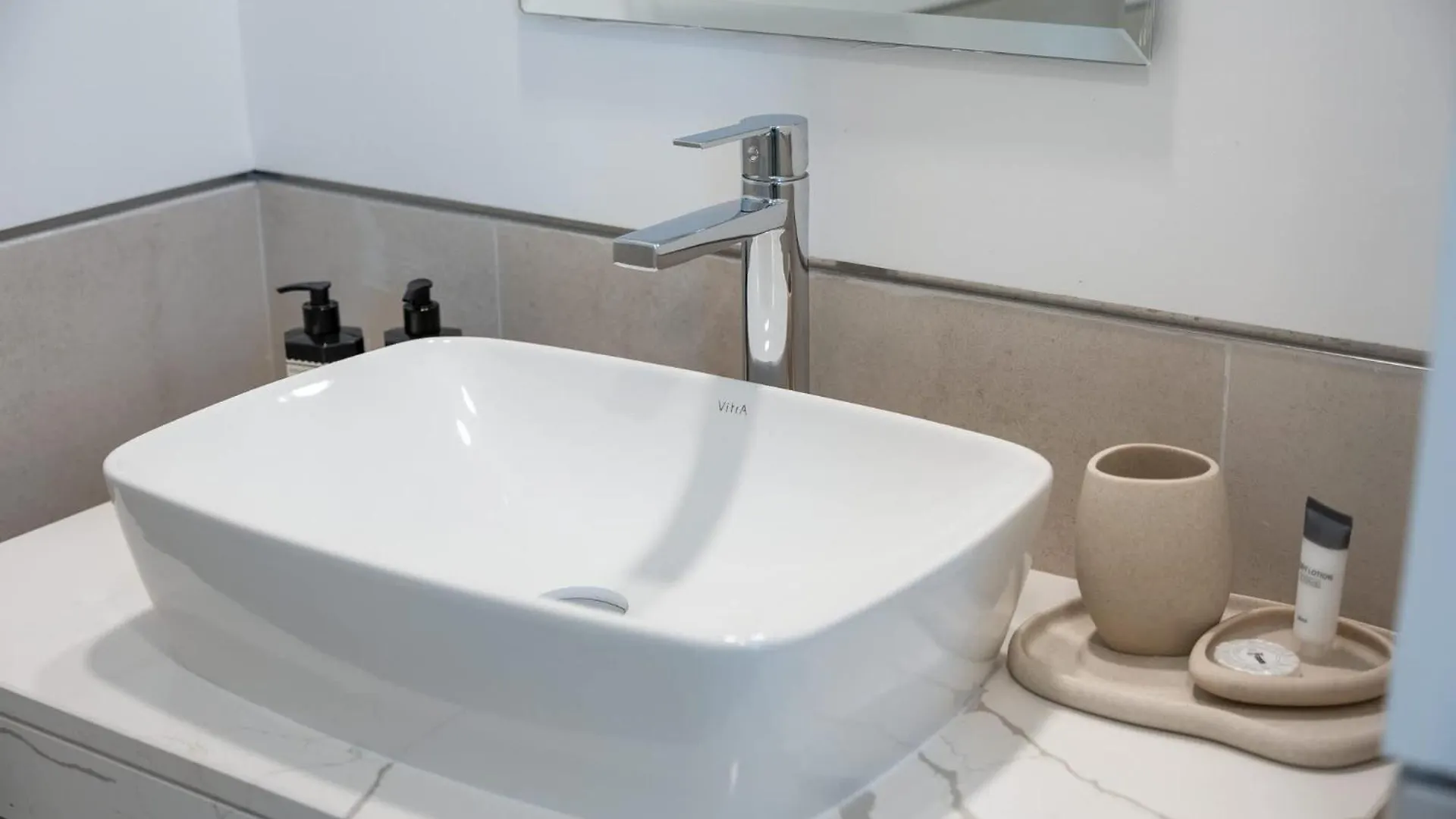 Bright & Airy 1Br In Asayel 2 - Fits 4 Comfortably Dubai